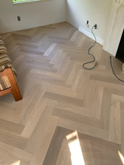 Arvand Herringbone