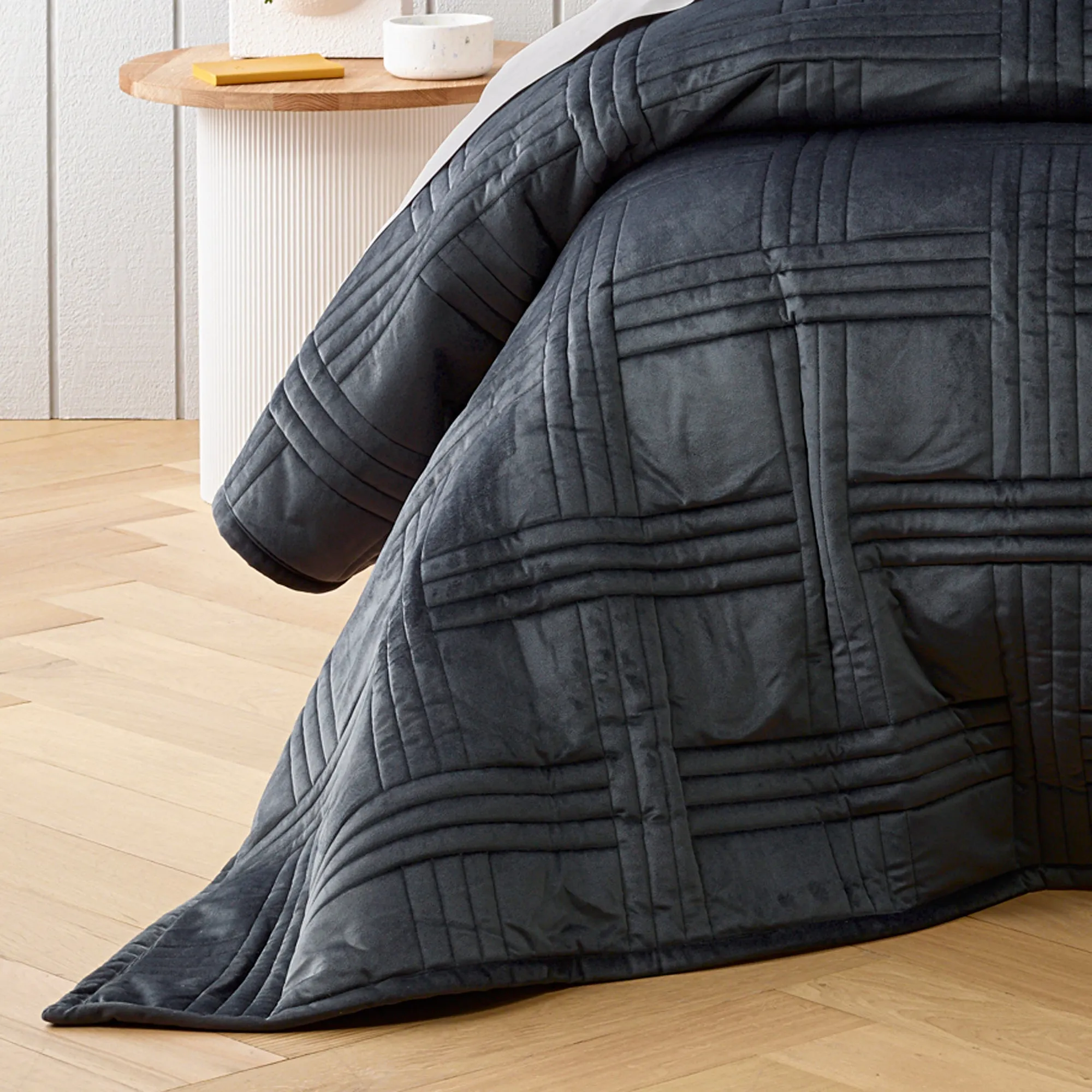 Bianca Bedding DAYTON COVERLET SET CHARCOAL