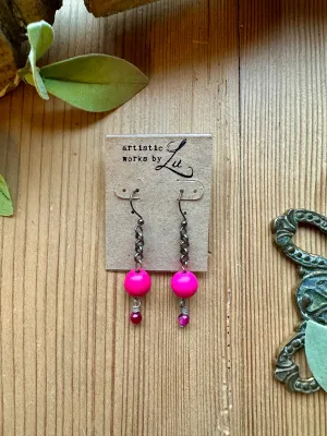 Bossy Brights Fuchsia Earrings