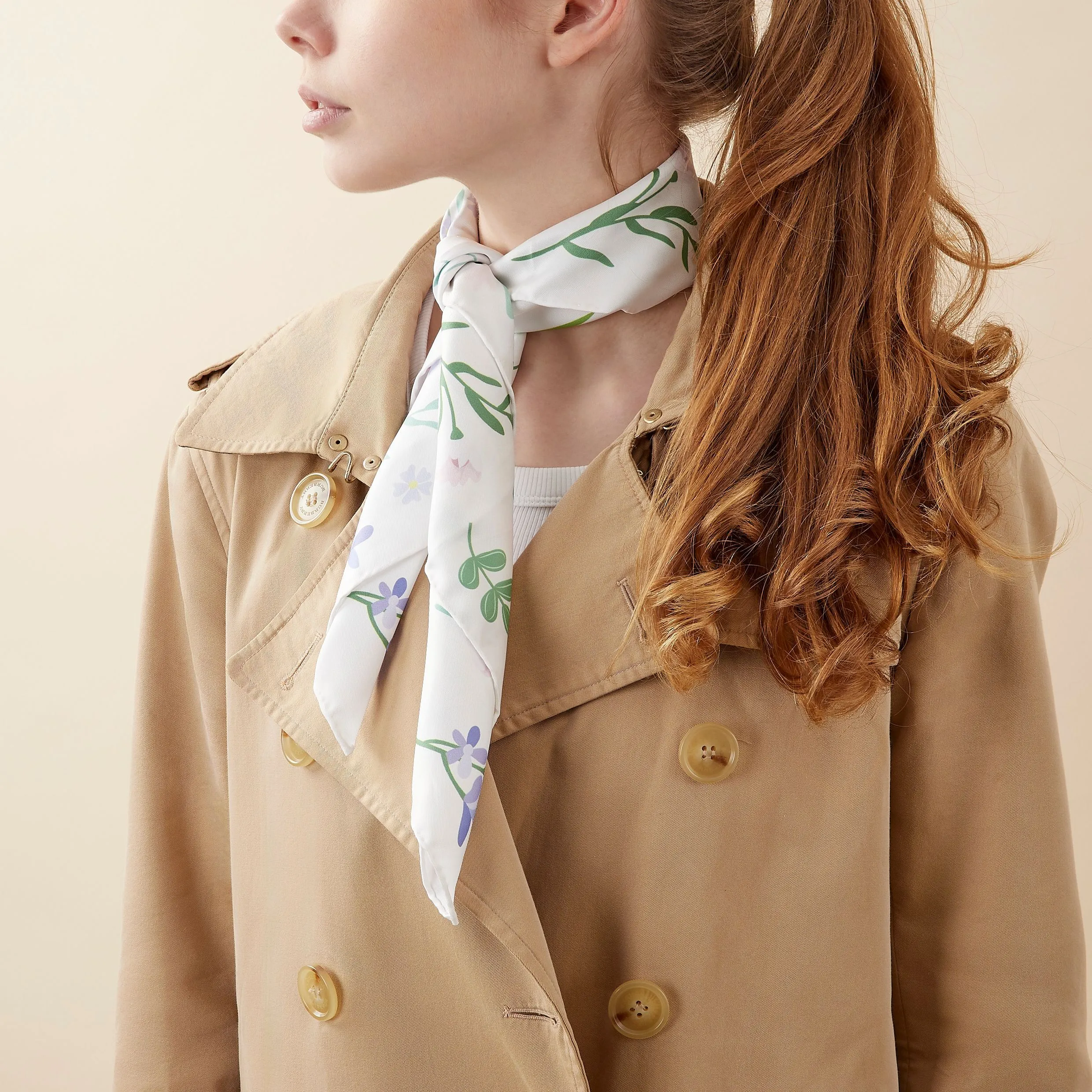 CACHAREL CFM438G - Scarf Ambre Off-white