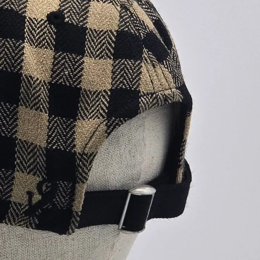 Cap in Checkered Herringbone