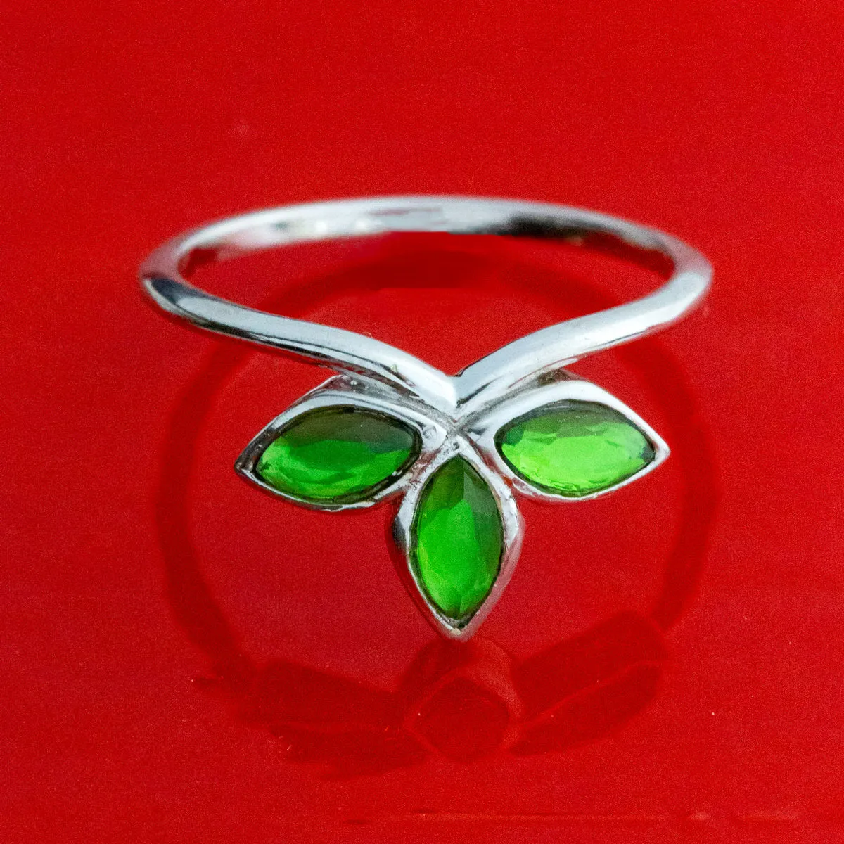 DC X RockLove POISON IVY Leaflet Stacker Ring