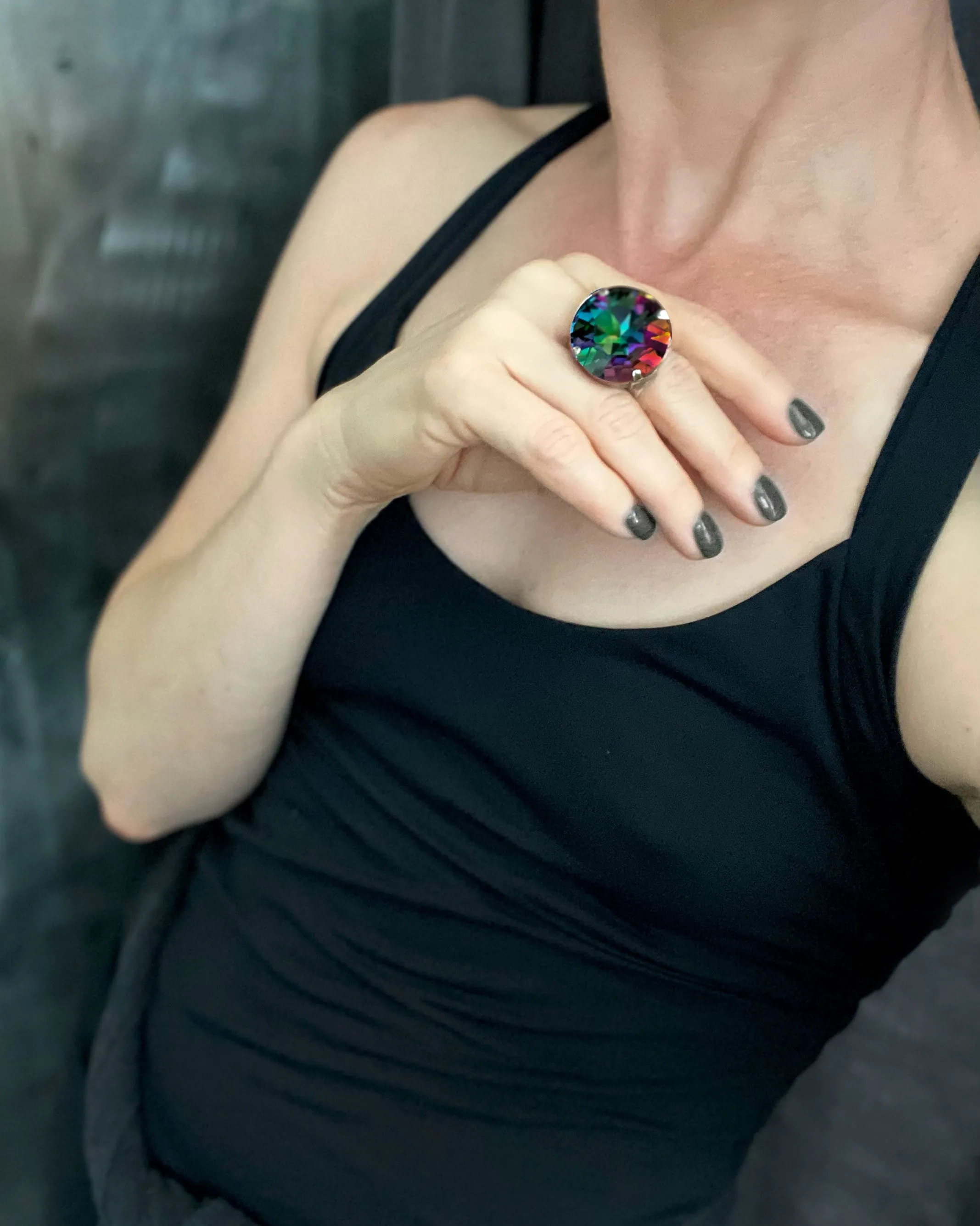 Good WITCH, Bad WITCH: Wicked Dark Crystal Ring