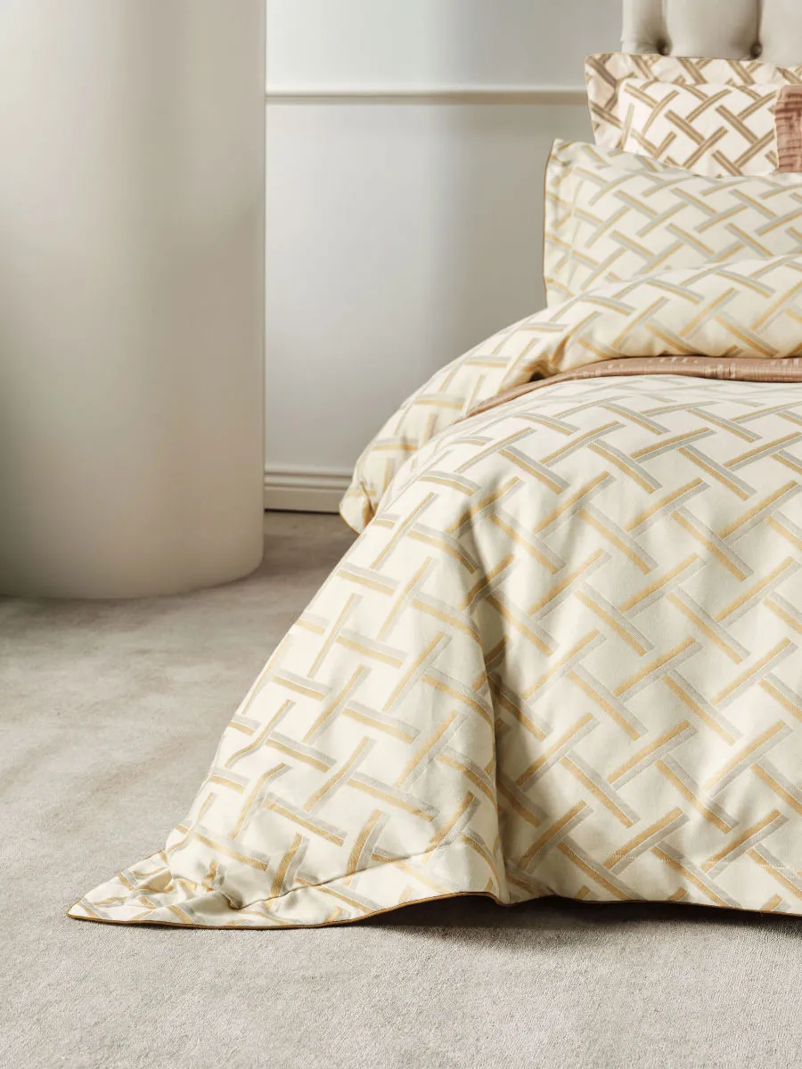 GRACE BY LINEN HOUSE VALERIA CHAMPAGNE QUILT COVER SET