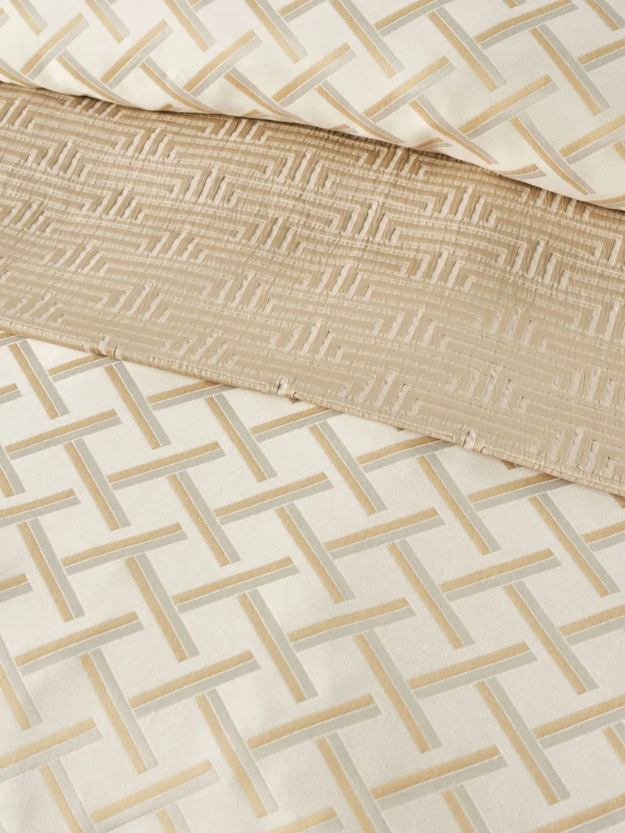 GRACE BY LINEN HOUSE VALERIA CHAMPAGNE QUILT COVER SET