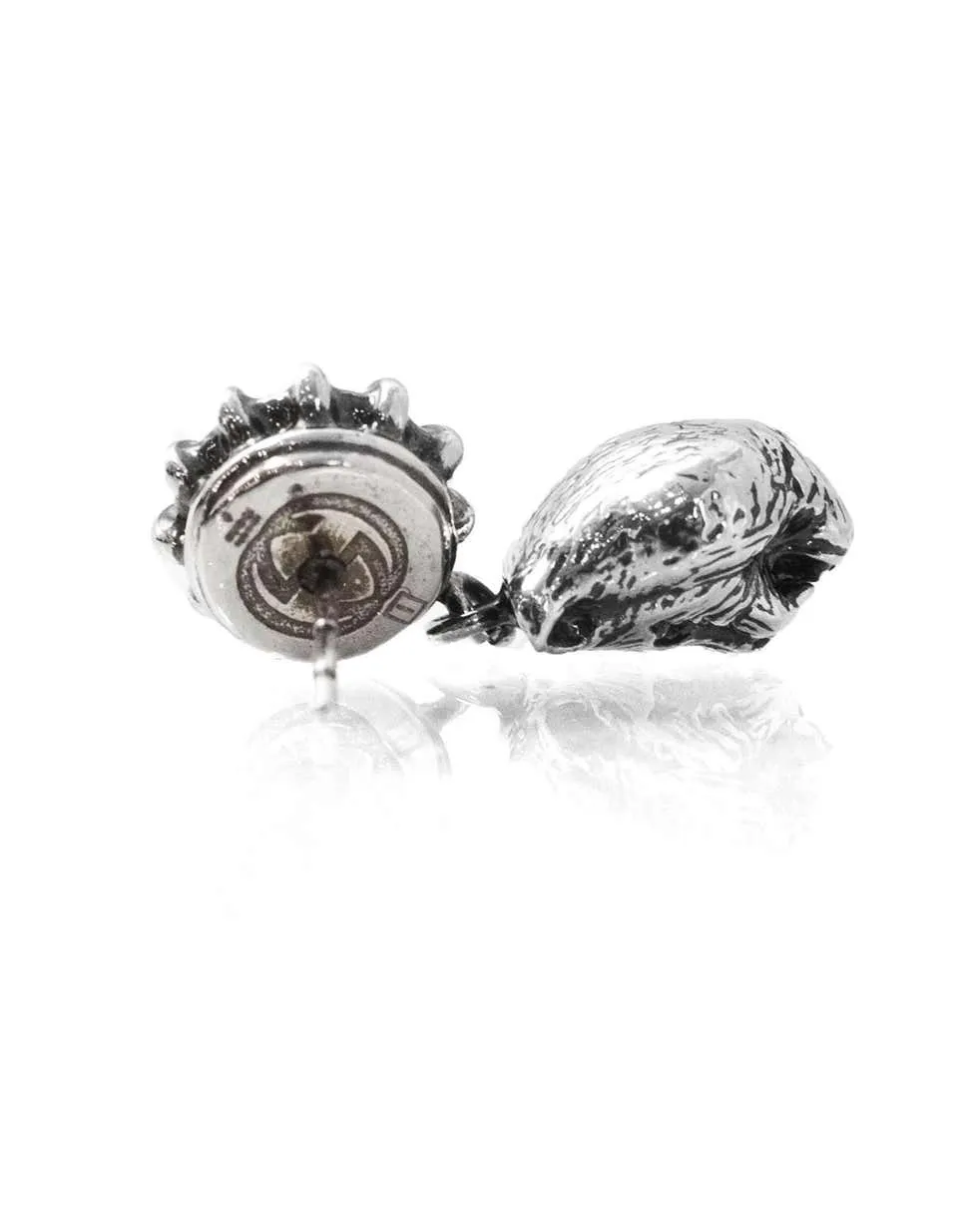Gucci Crystal Stud Earrings with Feline Head in Pink