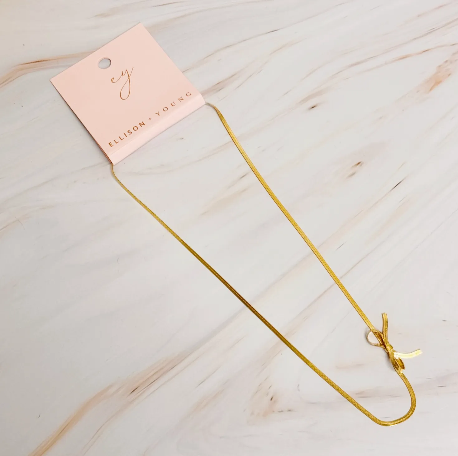 Herringbone Chain Bow Necklace