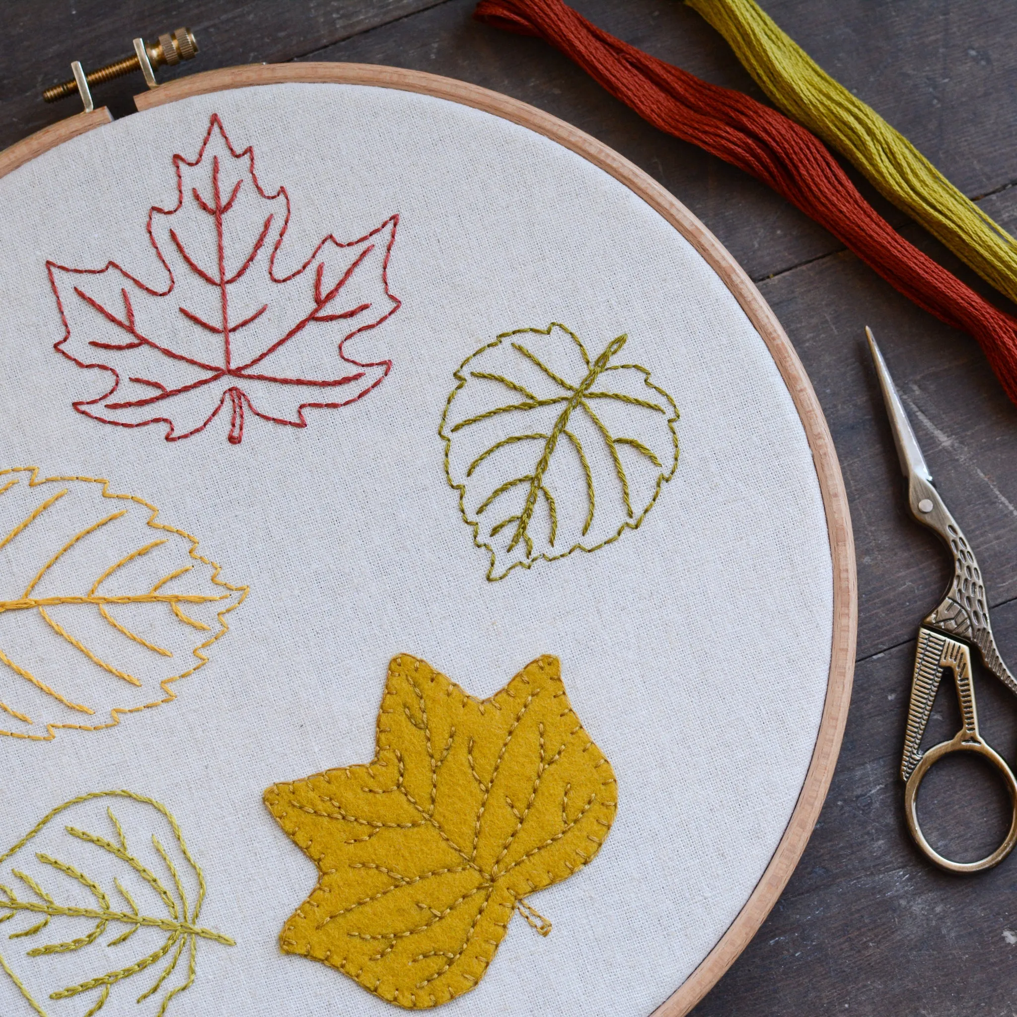 Leaf Embroidery Pattern - North America Collection