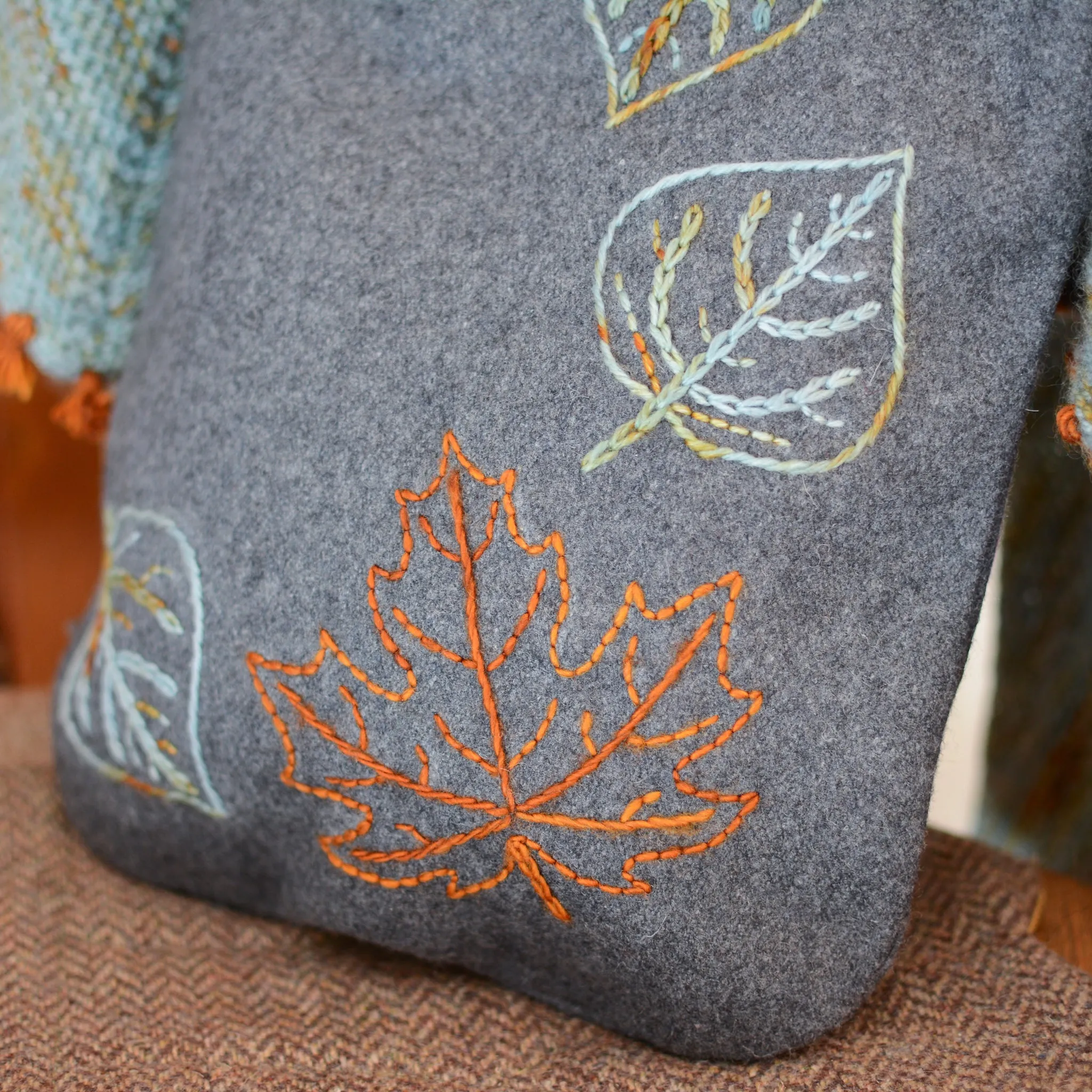 Leaf Embroidery Pattern - North America Collection