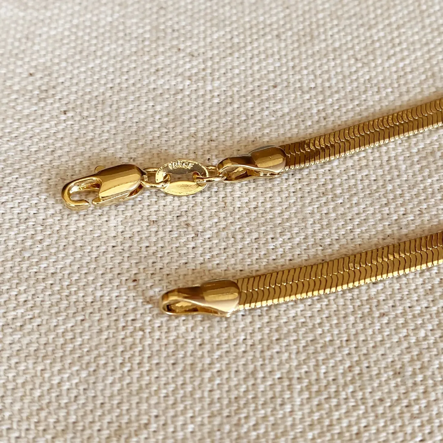 Magic Hour Herringbone Choker Necklace - 18k Gold Filled