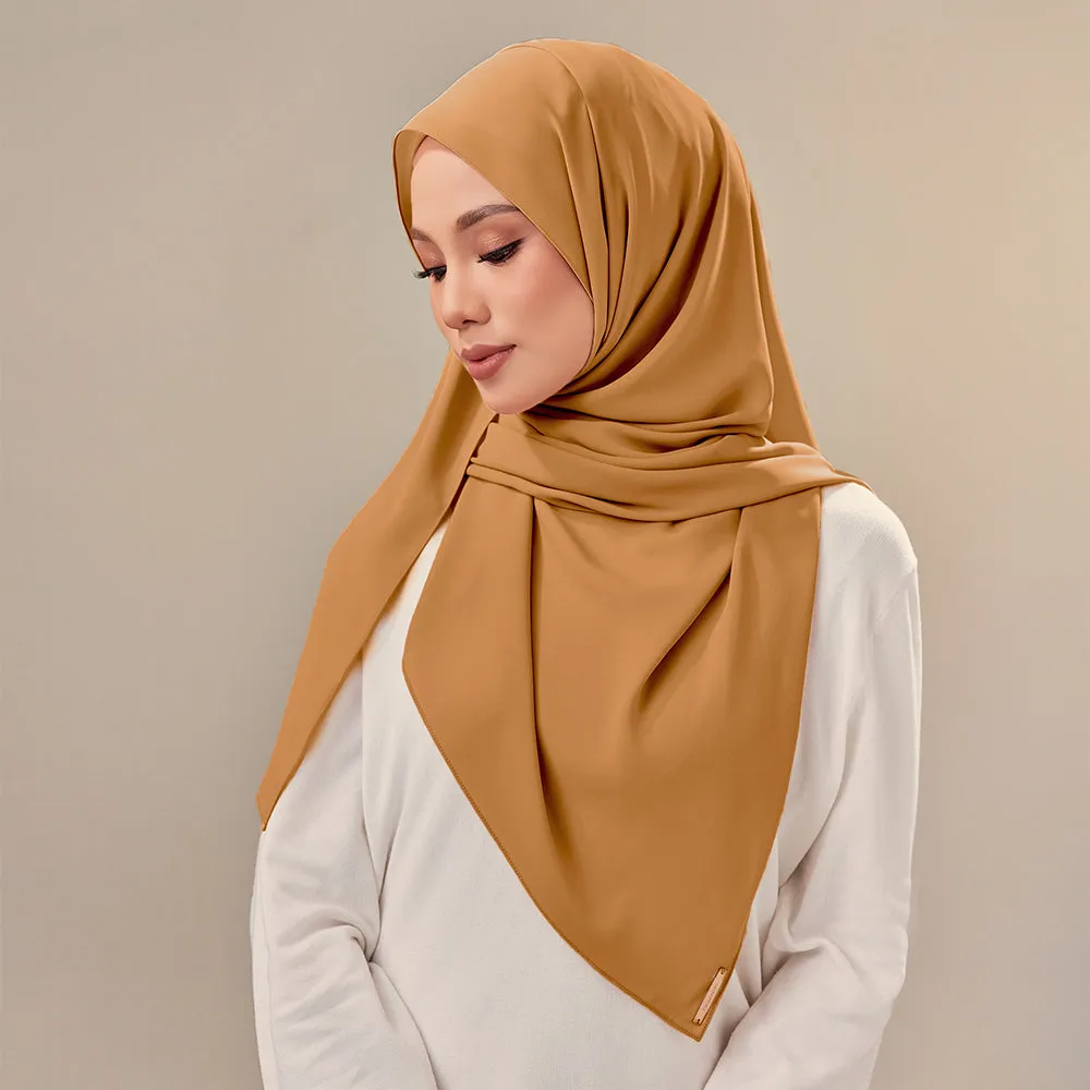 Nluxe in Bronze