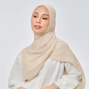 Nluxe in Parmesan