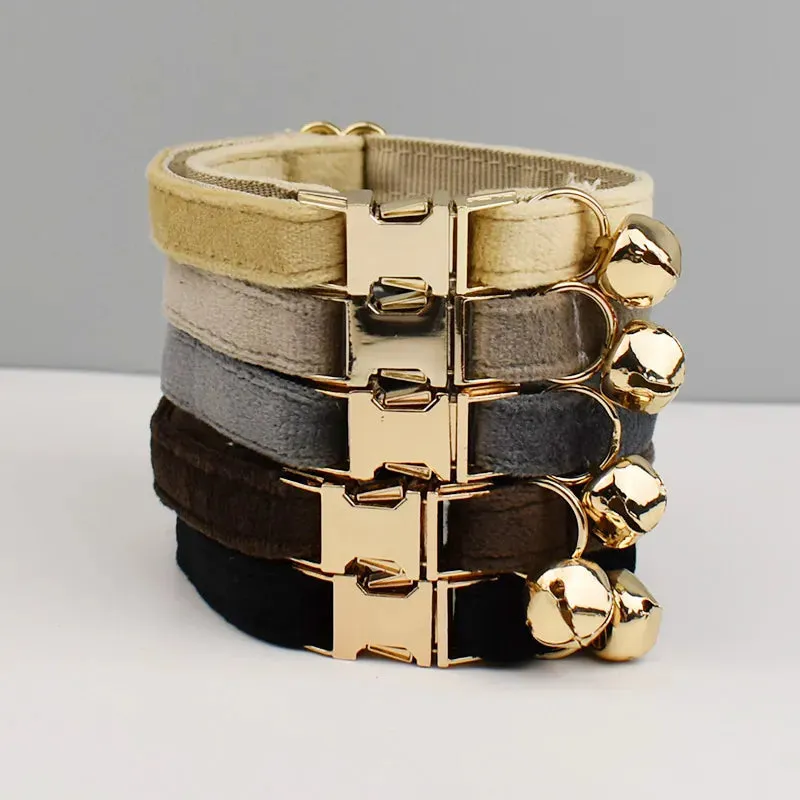 Personalized Velvet Cat Collar!