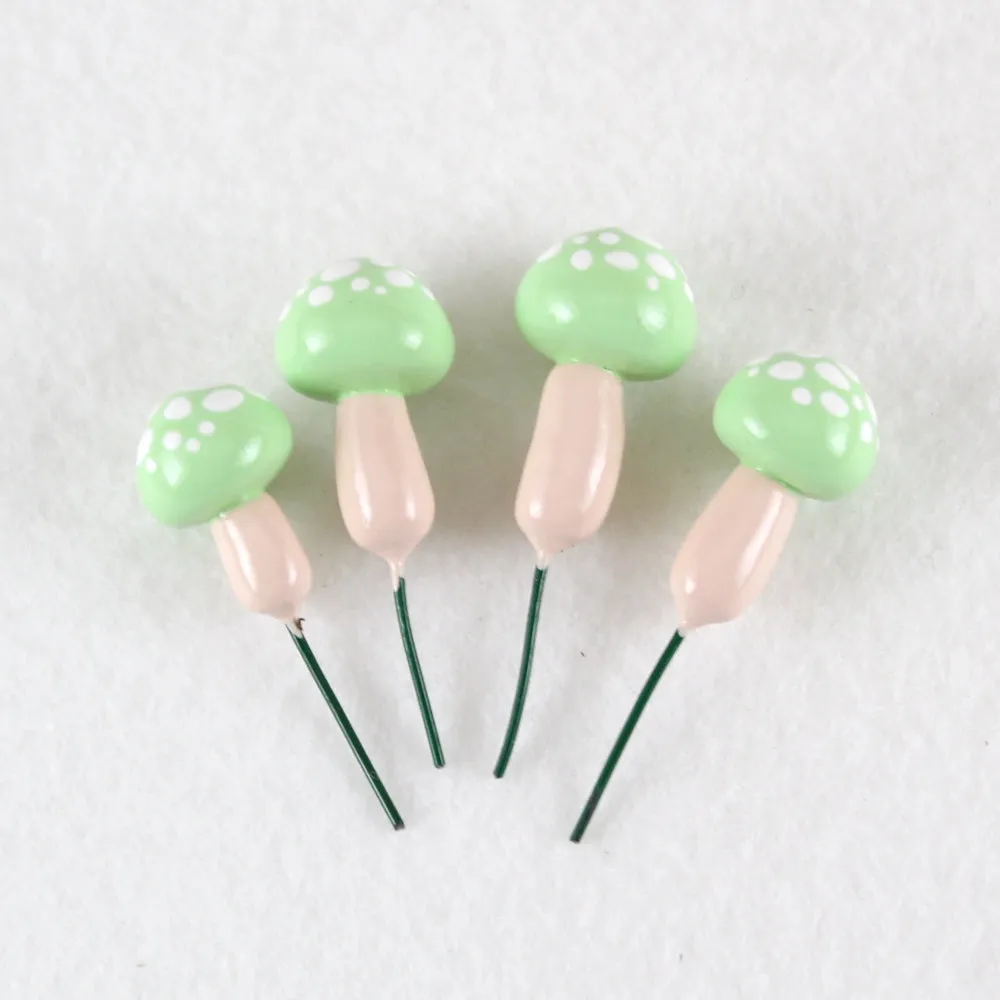 Pistachio Toadstools (Set of 4)