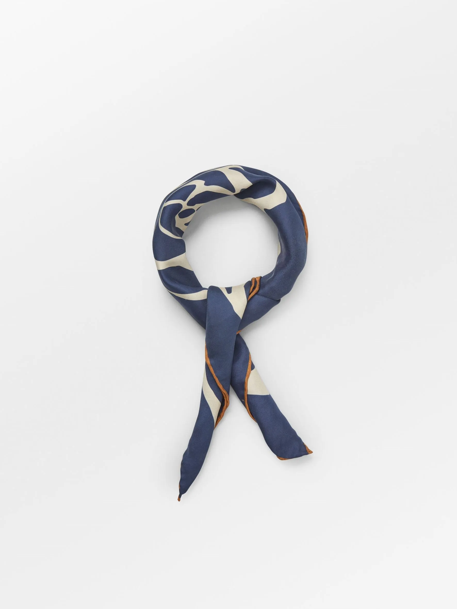Rosea Sia Scarf