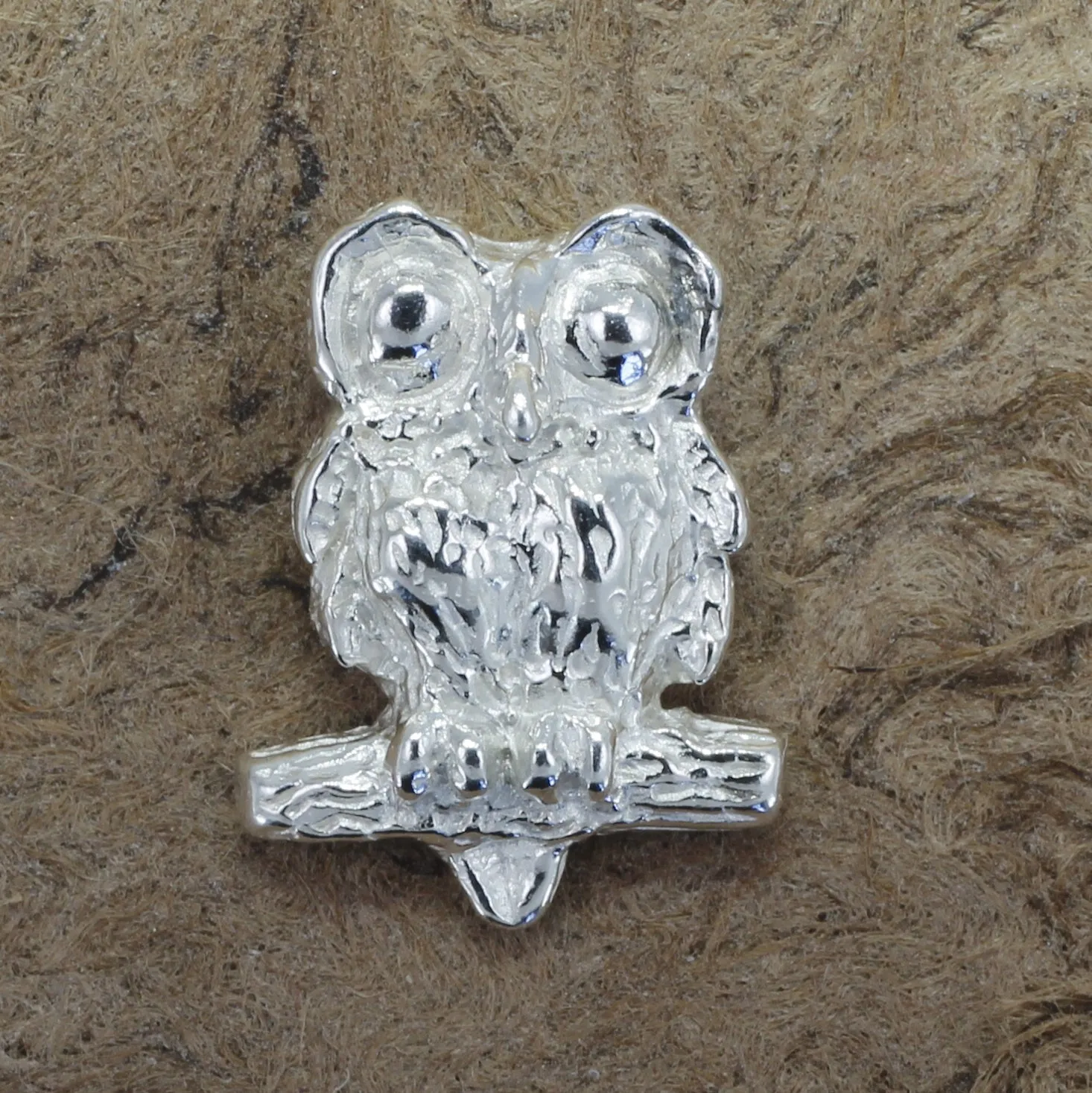 Silver Owl Tie Tack with Big Eyes made in 925 Sterling Silver owl in small size