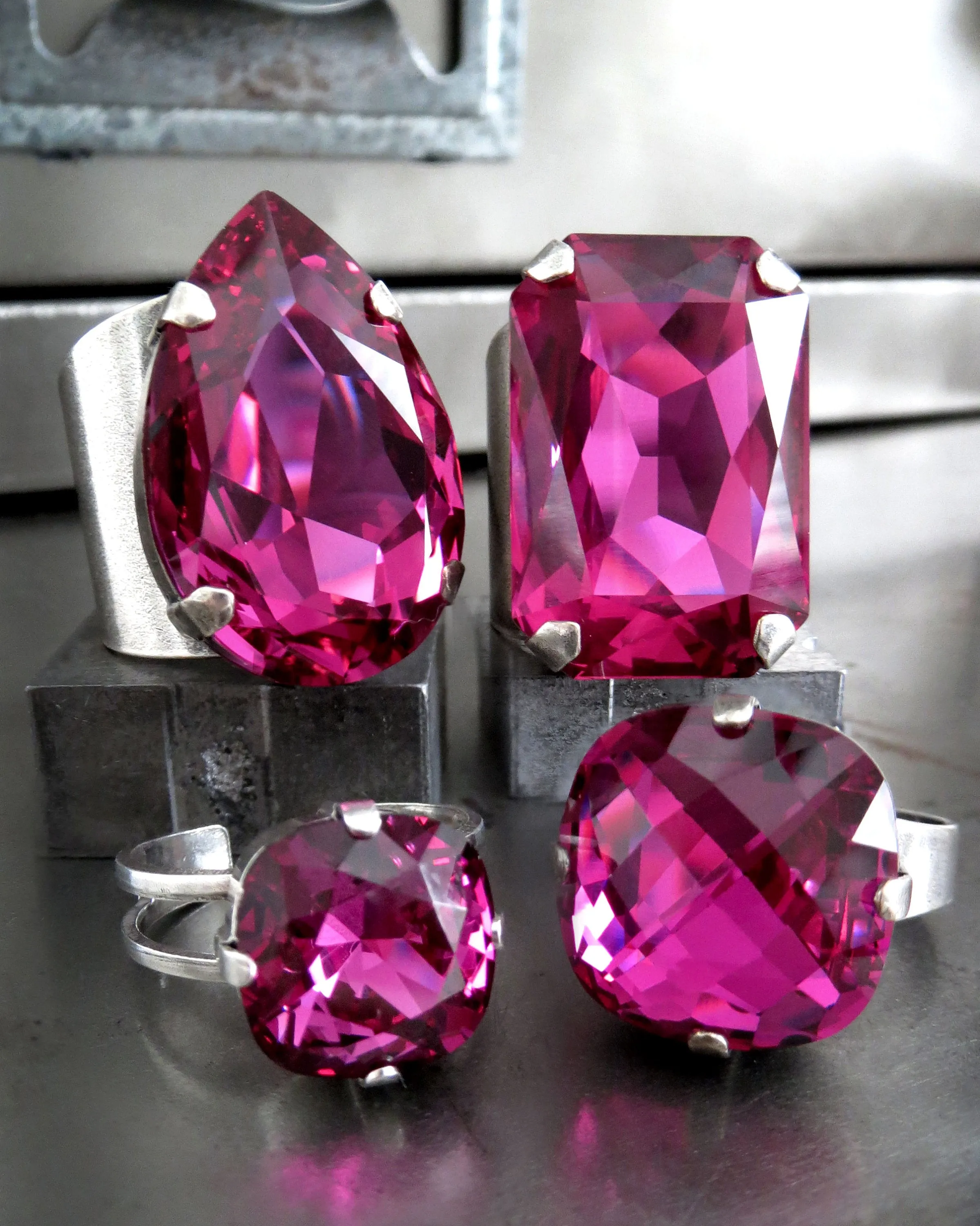 SWEET - Magenta Crystal Ring