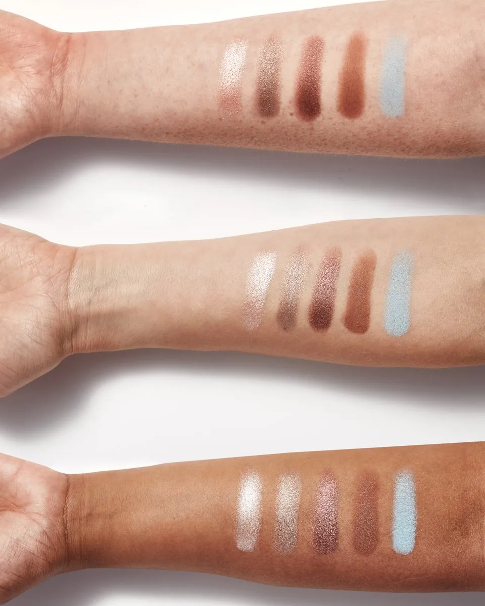 Velvet Eyeshadow - Sky