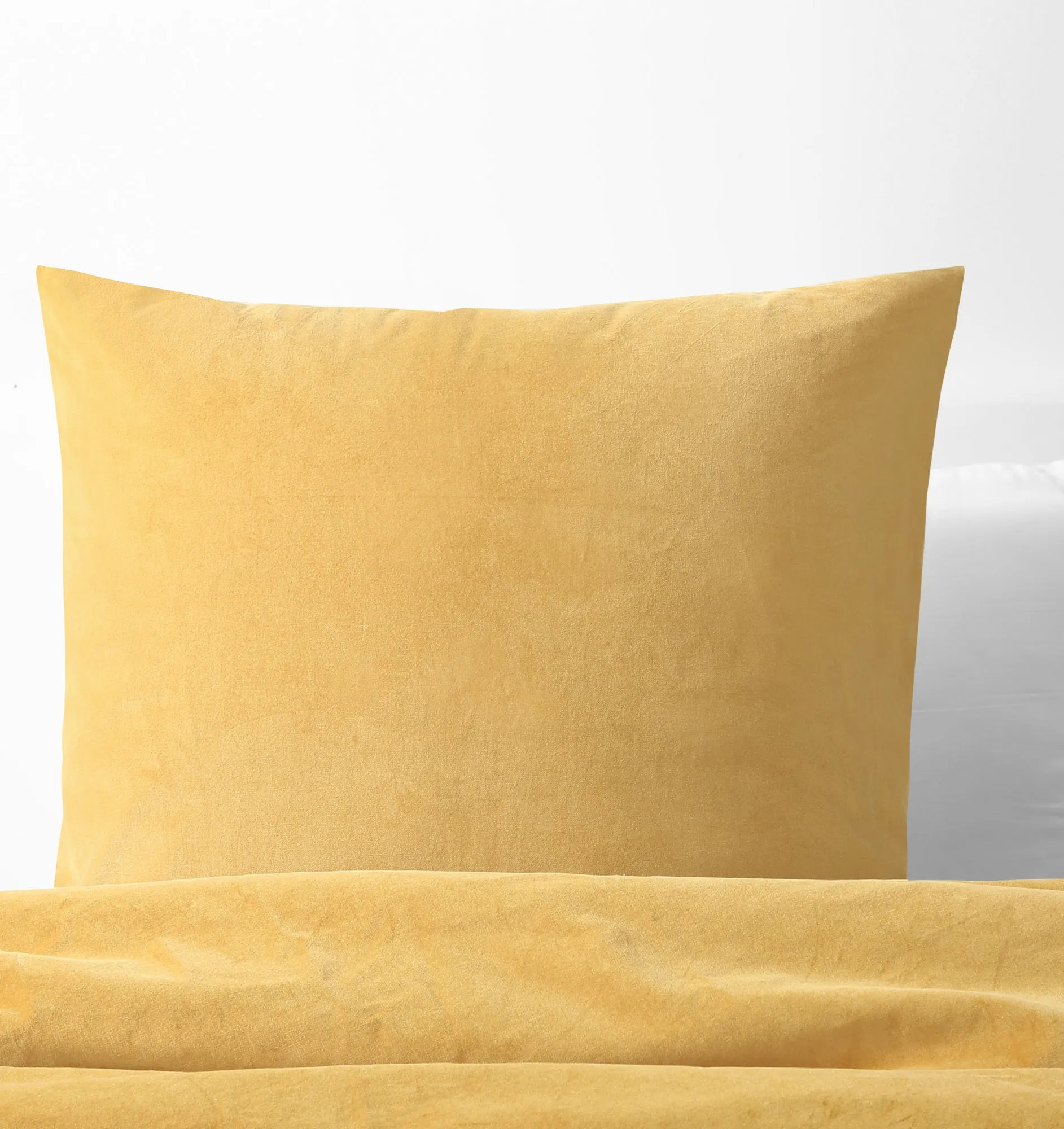 Vintage Design Cotton Velvet European Pillowcases - Gold Harmony Cotton Velvet