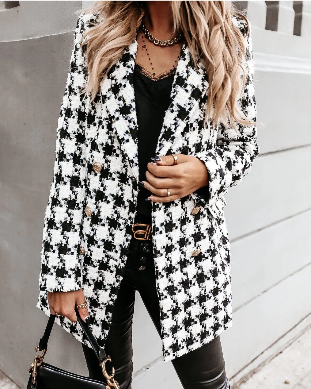 Want To See You Vancouver Houndstooth Woolen Coat - White/Black