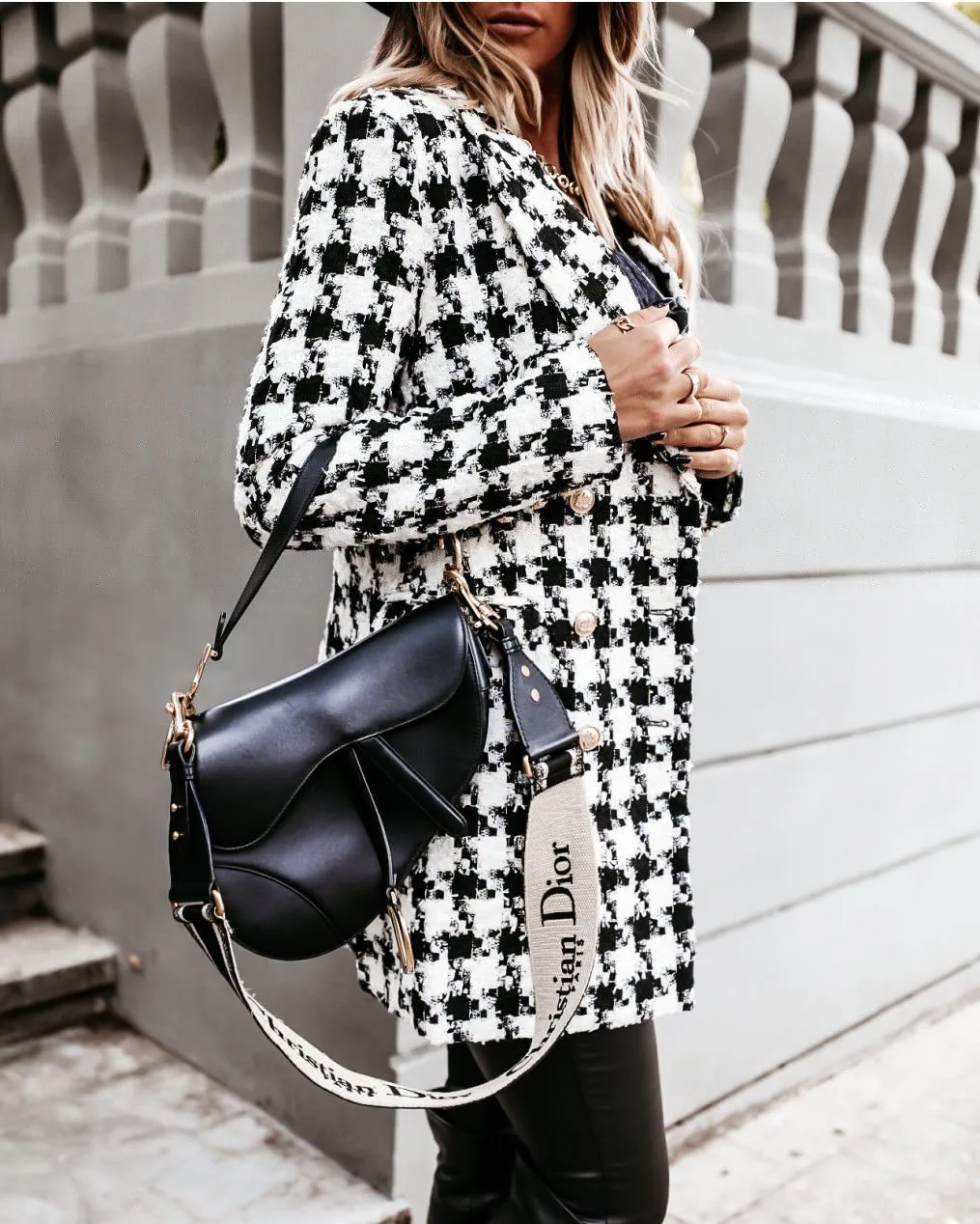 Want To See You Vancouver Houndstooth Woolen Coat - White/Black