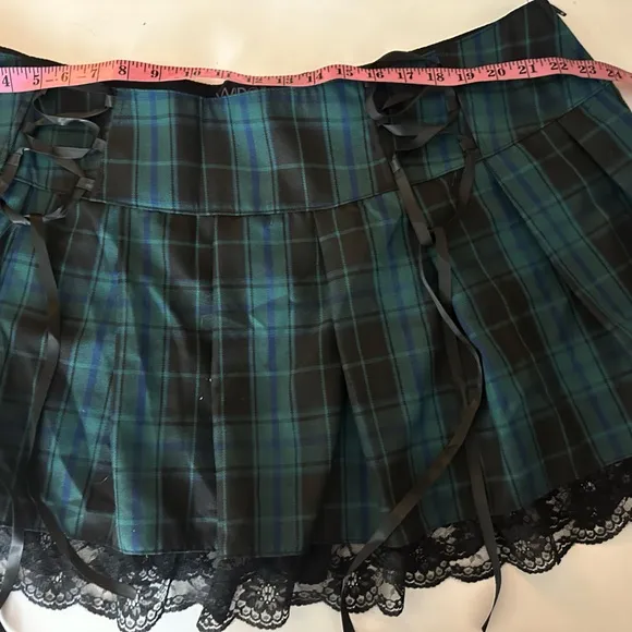 Widow X Dolls Kill Green Plaid Charm School Dropout Lace Trim Mini Skirt NWT 3X